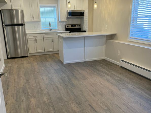 222 Main St #1