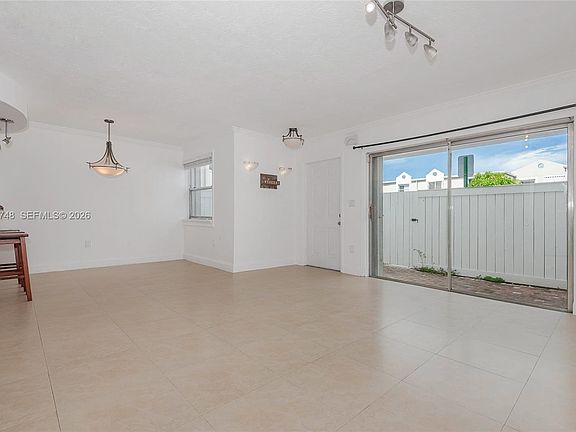 2nd image of 4520 SW 68th Court Cir #5-25