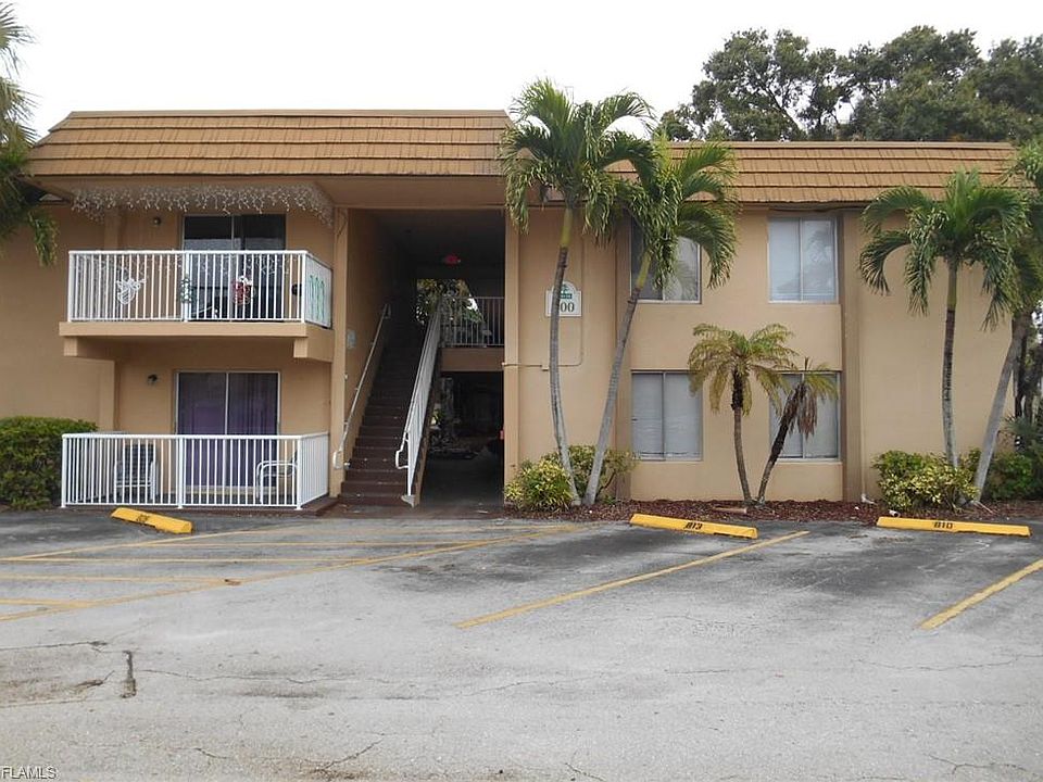 1st image of 1830 Maravilla Ave