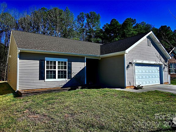 2nd image of 412 Augustus Ln