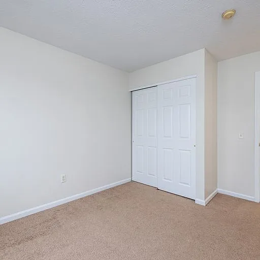 Jordache Park Apartments — Photo 27