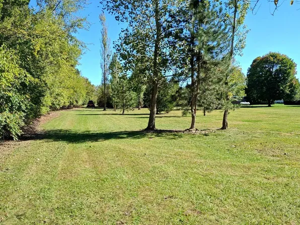 5611 Skadden Rd, Sandusky, OH 44870