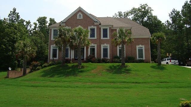 1st image of 446 Silverton Dr