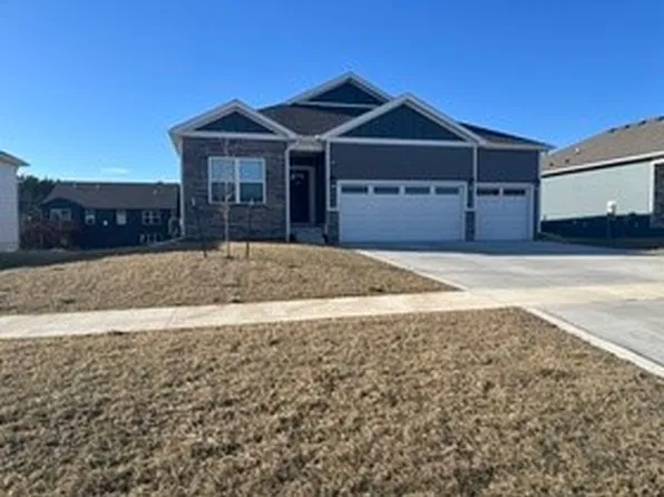1108 33rd St SE, Altoona, IA 50009