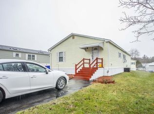 8 Betsy Ross Rd, Taunton, MA 02780