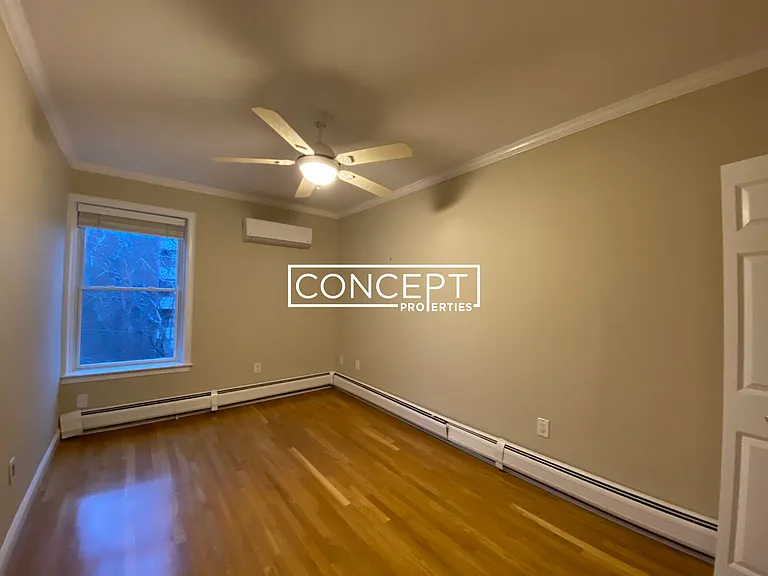 33 Longwood Ave — Photo 6