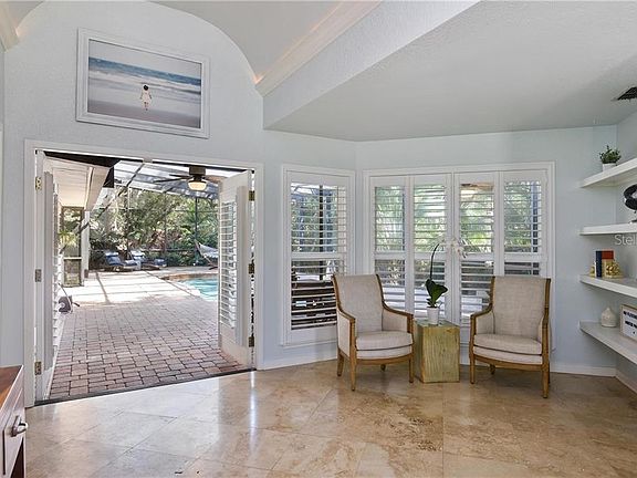 3rd image of 432 Fletcher Pl