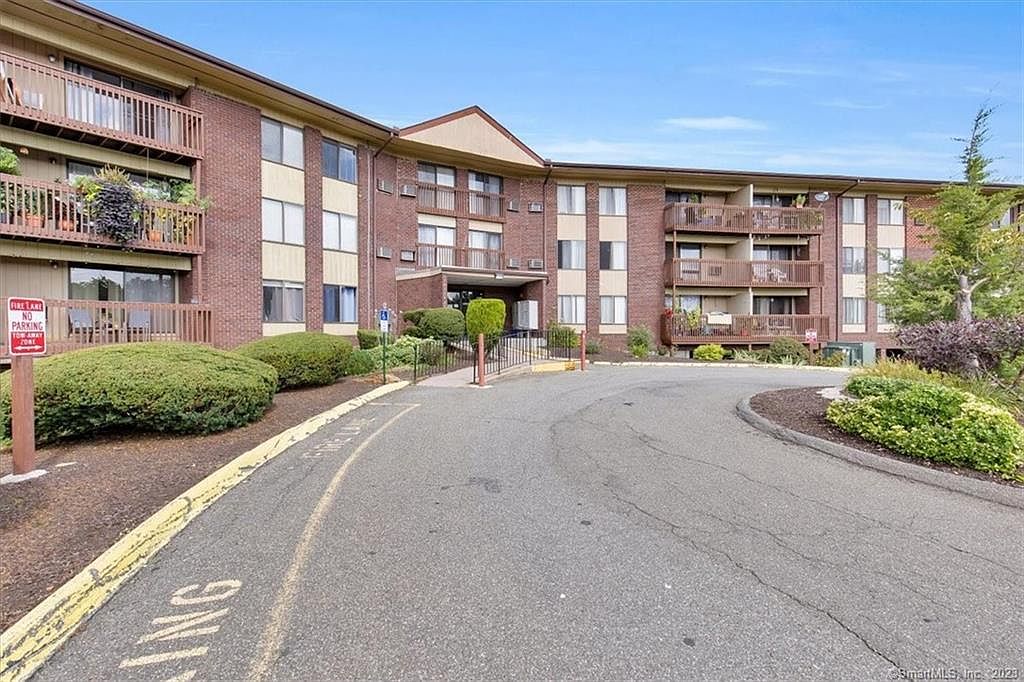 2318 Cromwell Hills Dr 2318, Cromwell, CT 06416 Zillow