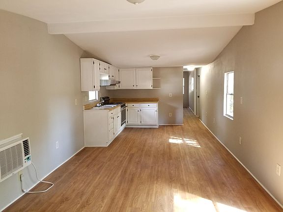 Open Plan with Vaulted Ceiling