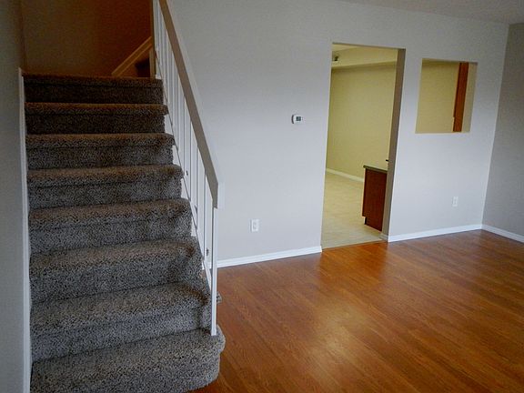 L/R with stairs to upper level