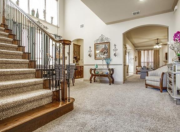 2nd image of 8624 Snowdrop Ct