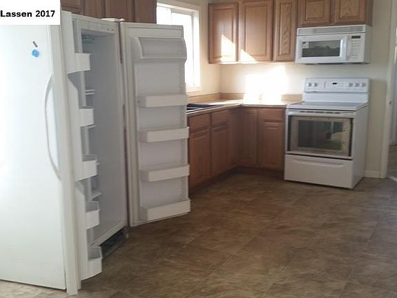 5th image of 723-050 Alexander Ln