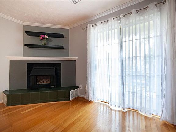 4th image of 970 Sidney Marcus Blvd NE