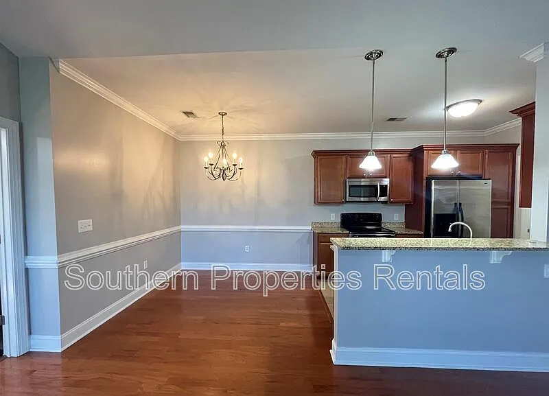 2 bed, 2.0 bath, 1420 sqft, $1,600 — Photo 4