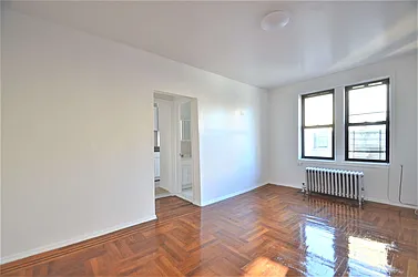 Rented by CITY SKYLINE REALTY INC