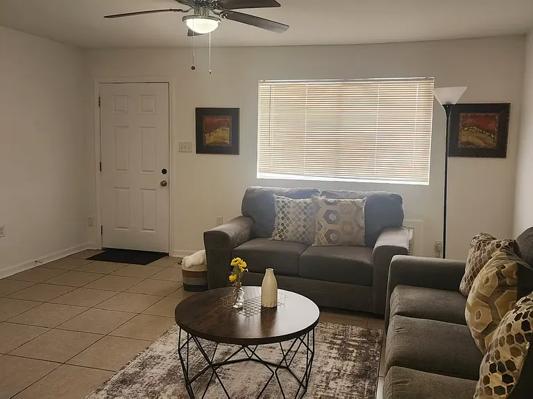 256 W Roosevelt St #3 — Photo 11