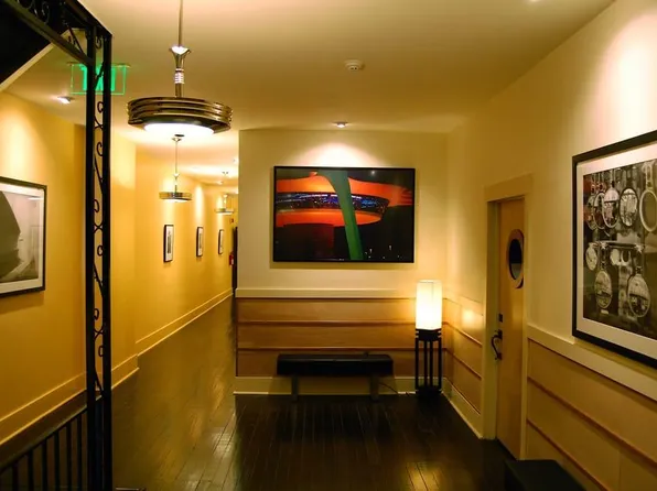 920 Lincolnway Studio, La Porte, IN 46350