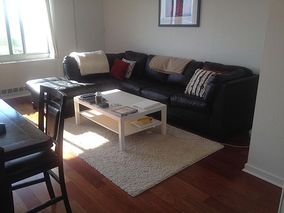 3rd image of 604-36 S Washington Sq #2309
