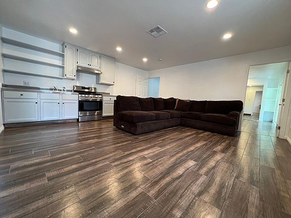 5th image of 1224 Stovall Ave