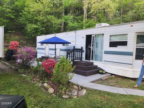 4229 E Pkwy #385-lot 385, Gatlinburg, TN 37738