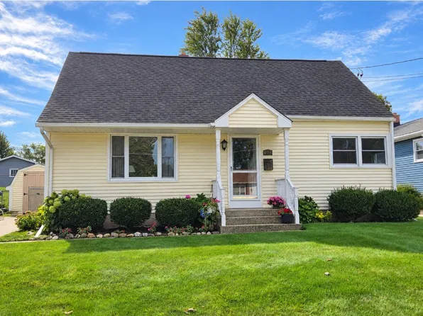 609 E 36th St, Erie, PA 16504