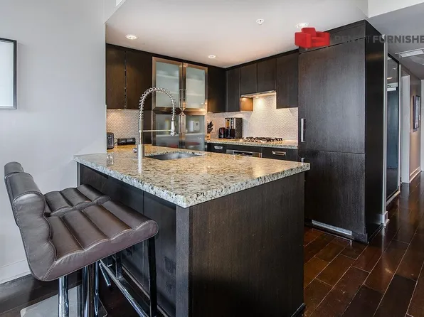 1055 Richards St #1603, Vancouver, BC V6B 0C2