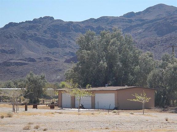 3rd image of 46000 Siesta Ln