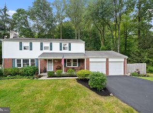 511 Crestview Rd, Wayne, PA 19087