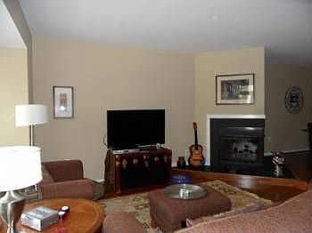 2nd image of 3317 Weymouth Ct