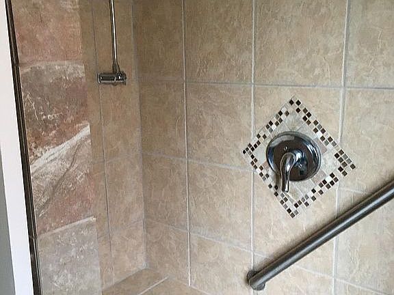 BATHROOM #1