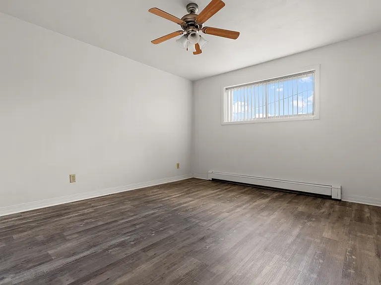 136 Main St #205 — Photo 9