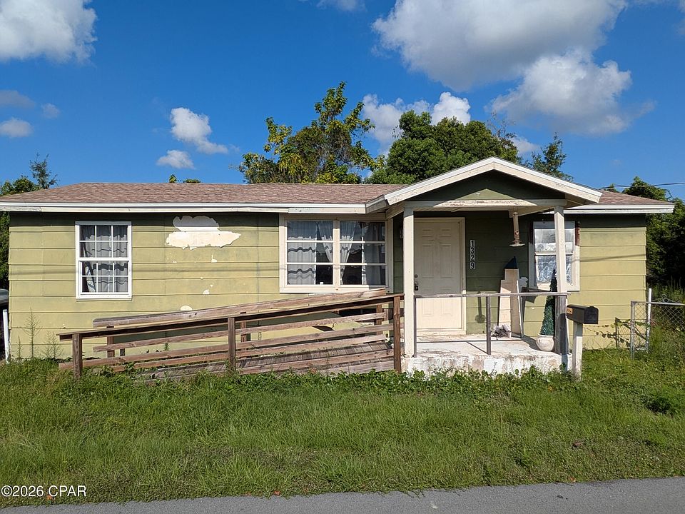 1st image of 1329 Russ Lake Dr