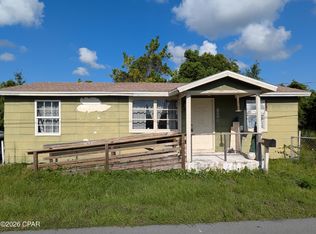 1329 Russ Lake Dr, Panama City, FL 32404