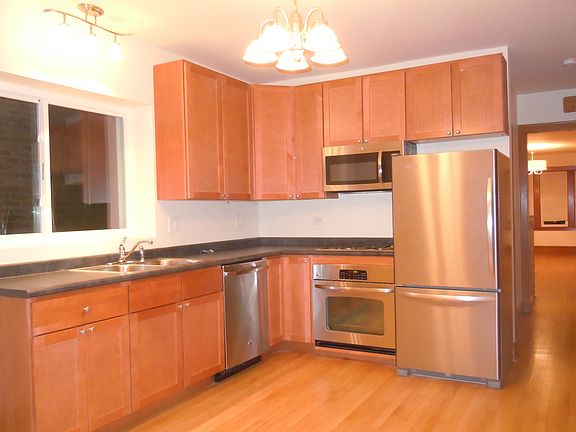 2nd image of 1835 Kenilworth Ave #1
