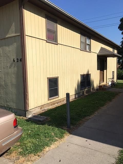 Front of 4 plex