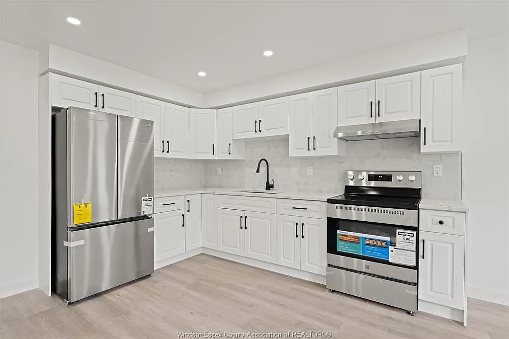 1 bed, 908 sqft, $1,850 — Photo 4
