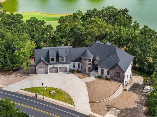 801 Greystone Blvd, Cabot, AR 72023