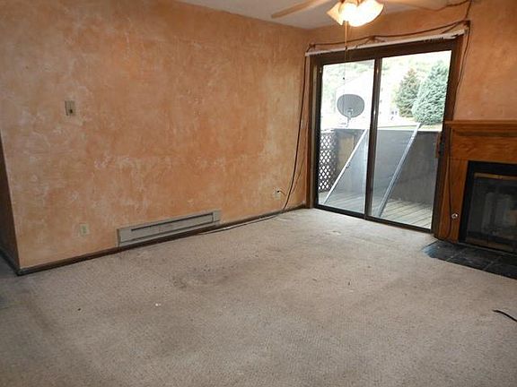2nd image of 1061 W Beaver Creek Blvd #J203