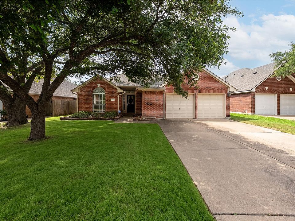 1st image of 1853 Dapplegrey Ln