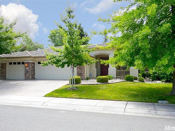 2nd image of 120 Orrington Cir