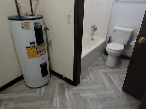 2nd image of 1683 Baugh St #1683