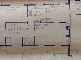 16 Valley Rd, Middleboro, MA 02346