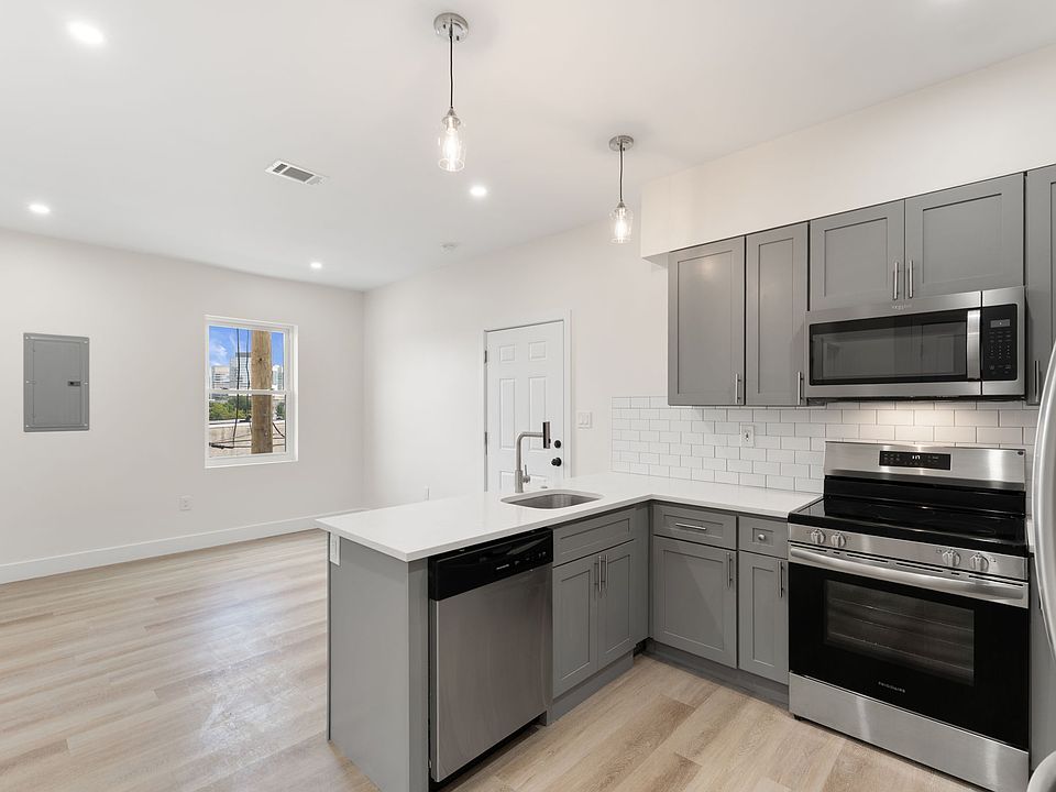 1st image of 3500 Wharton St #304