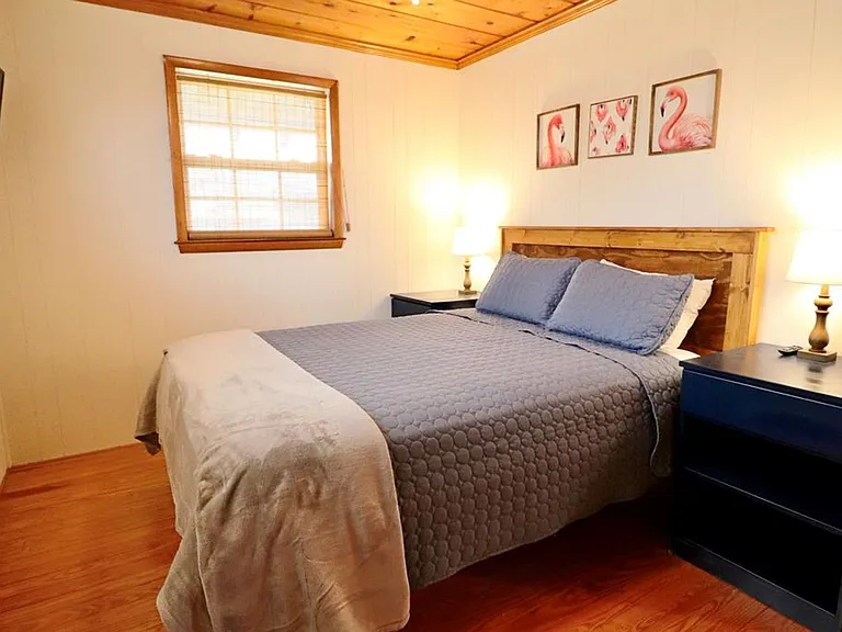 1108 N Shore Dr — Photo 9