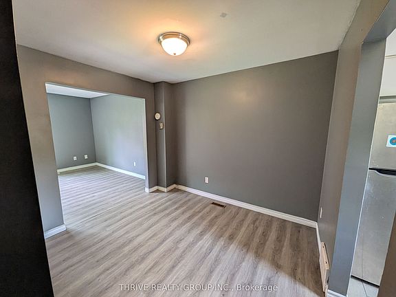 5th image of 470 2nd St #29