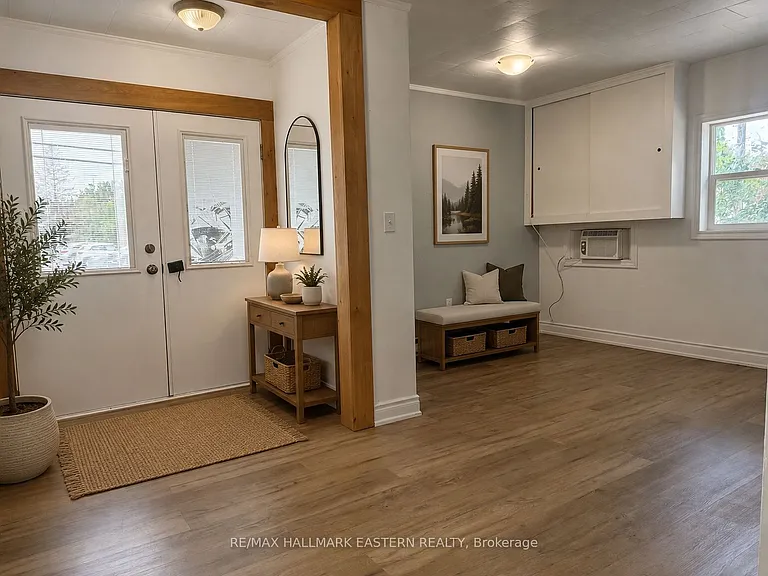 129 Main St #6 — Photo 4