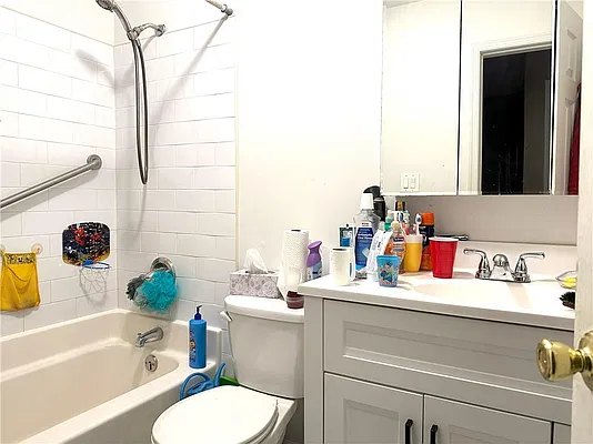 Sold by Remax Edge | media 7