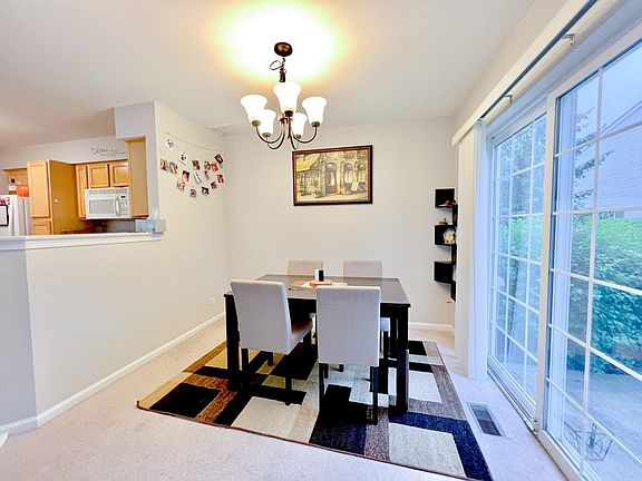 4th image of 2480 Stoughton Cir Unit 2480