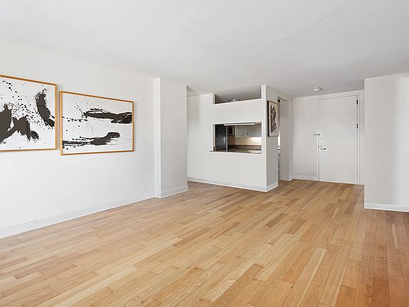 3rd image of 1965 Broadway APT 11D