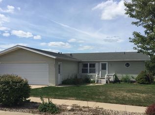 804 Golden Shrs, Creston, IA 50801